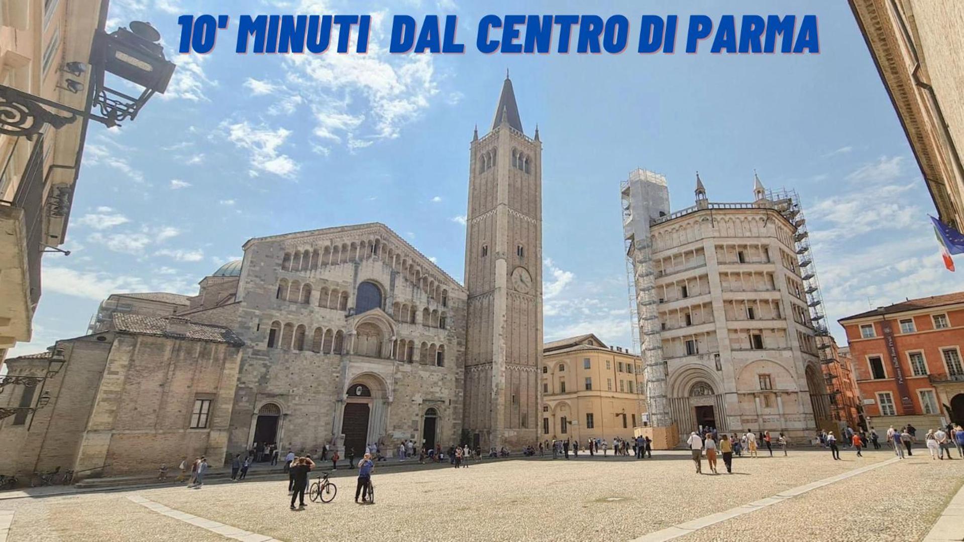 350 M Da Ospedale Maggiore L Parcheggio Prive L Rooms ปาร์มา ภายนอก รูปภาพ