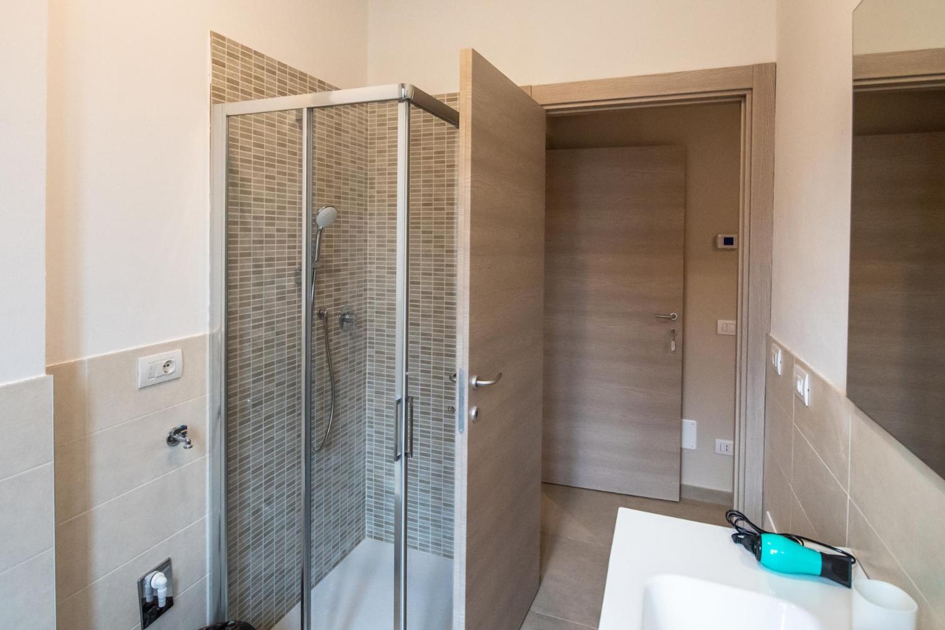 350 M Da Ospedale Maggiore L Parcheggio Prive L Rooms ปาร์มา ภายนอก รูปภาพ