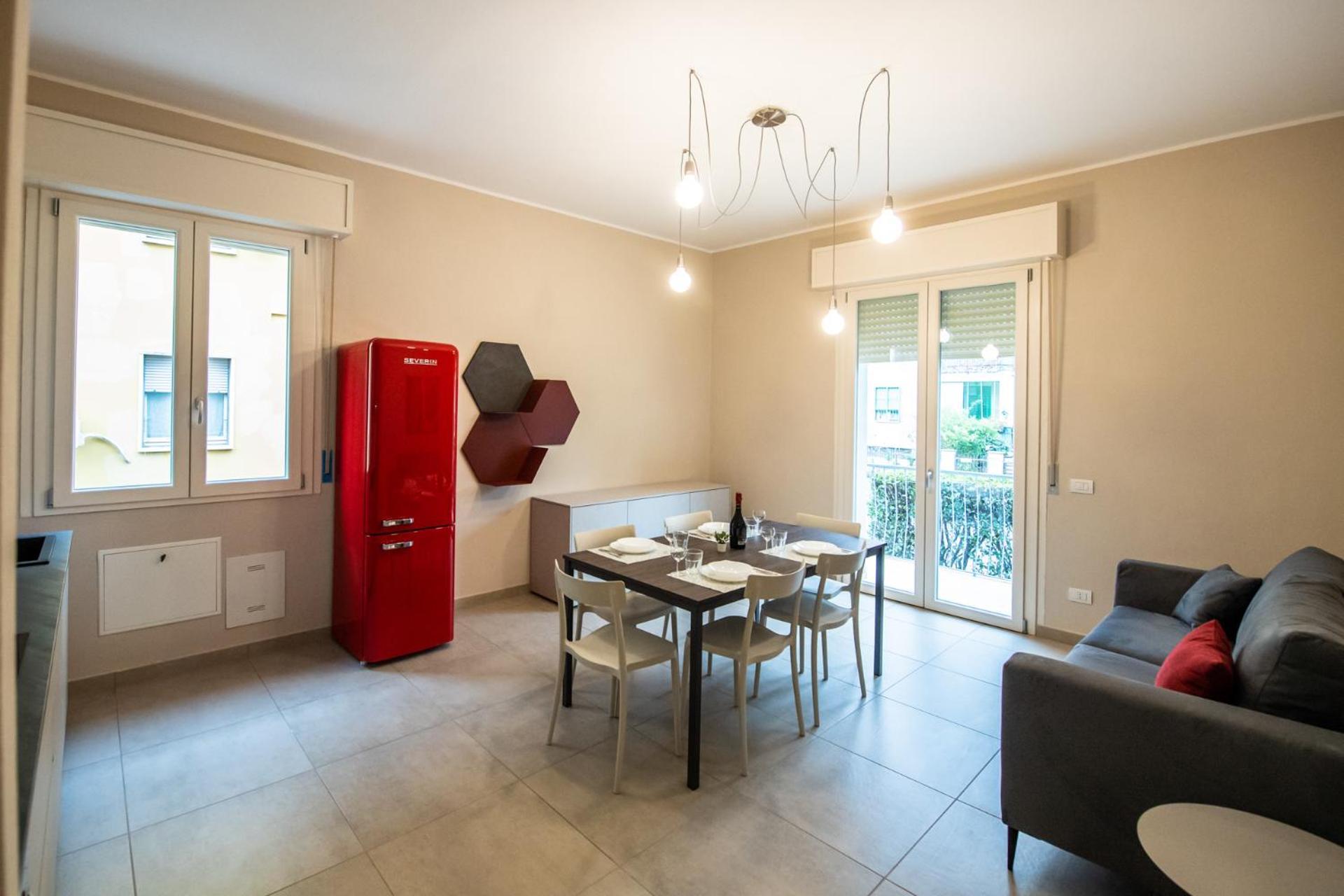 350 M Da Ospedale Maggiore L Parcheggio Prive L Rooms ปาร์มา ภายนอก รูปภาพ