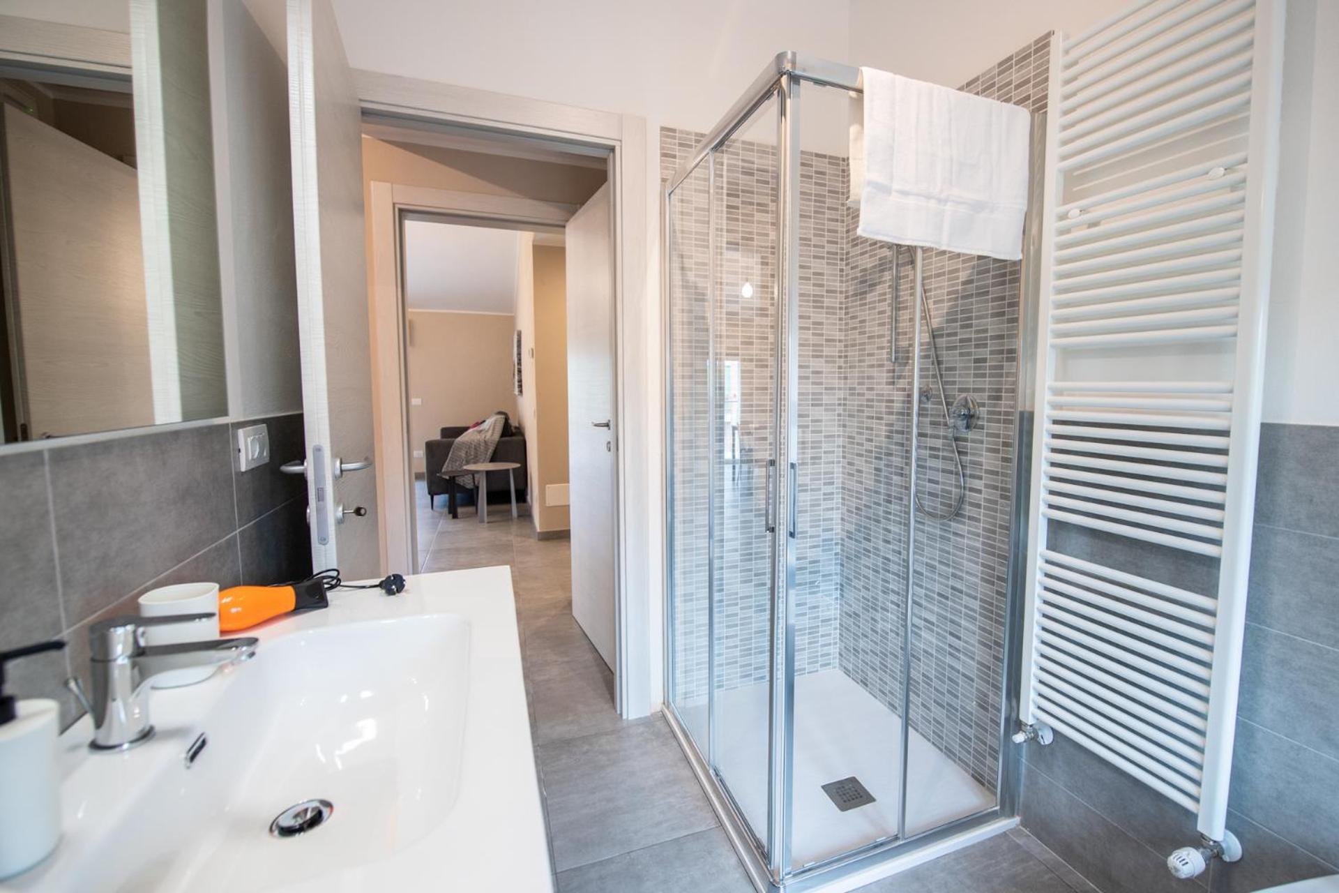 350 M Da Ospedale Maggiore L Parcheggio Prive L Rooms ปาร์มา ภายนอก รูปภาพ
